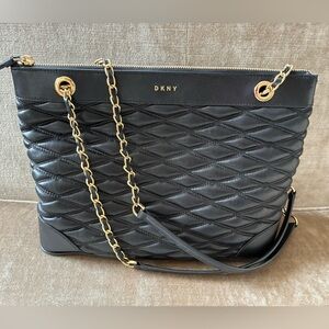DKNY Leather Tote, Quilted Puff Diamond Pattern, Gold Hardware 🖤💛